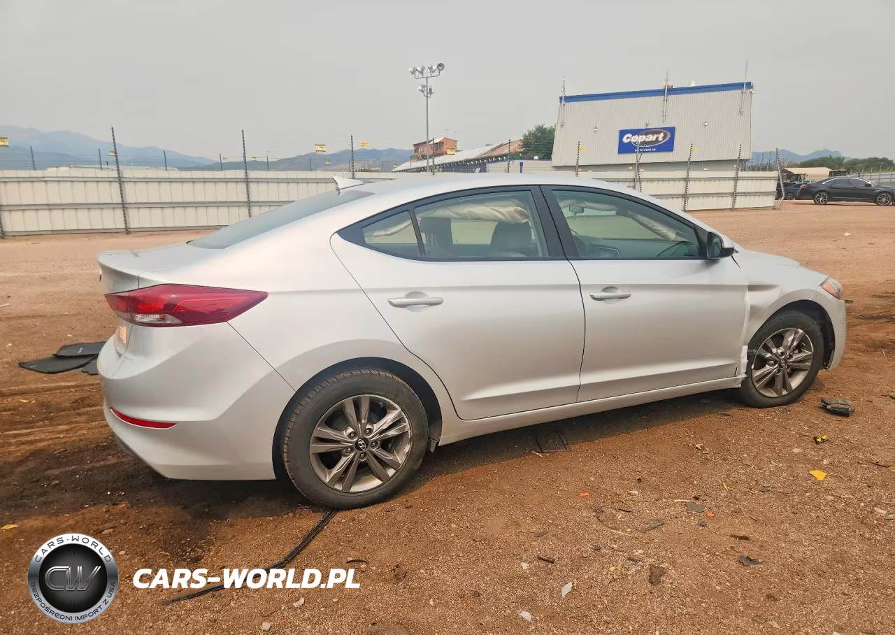 2017 Hyundai Elantra Se VIN:5NPD84LF1HH001688 - 3