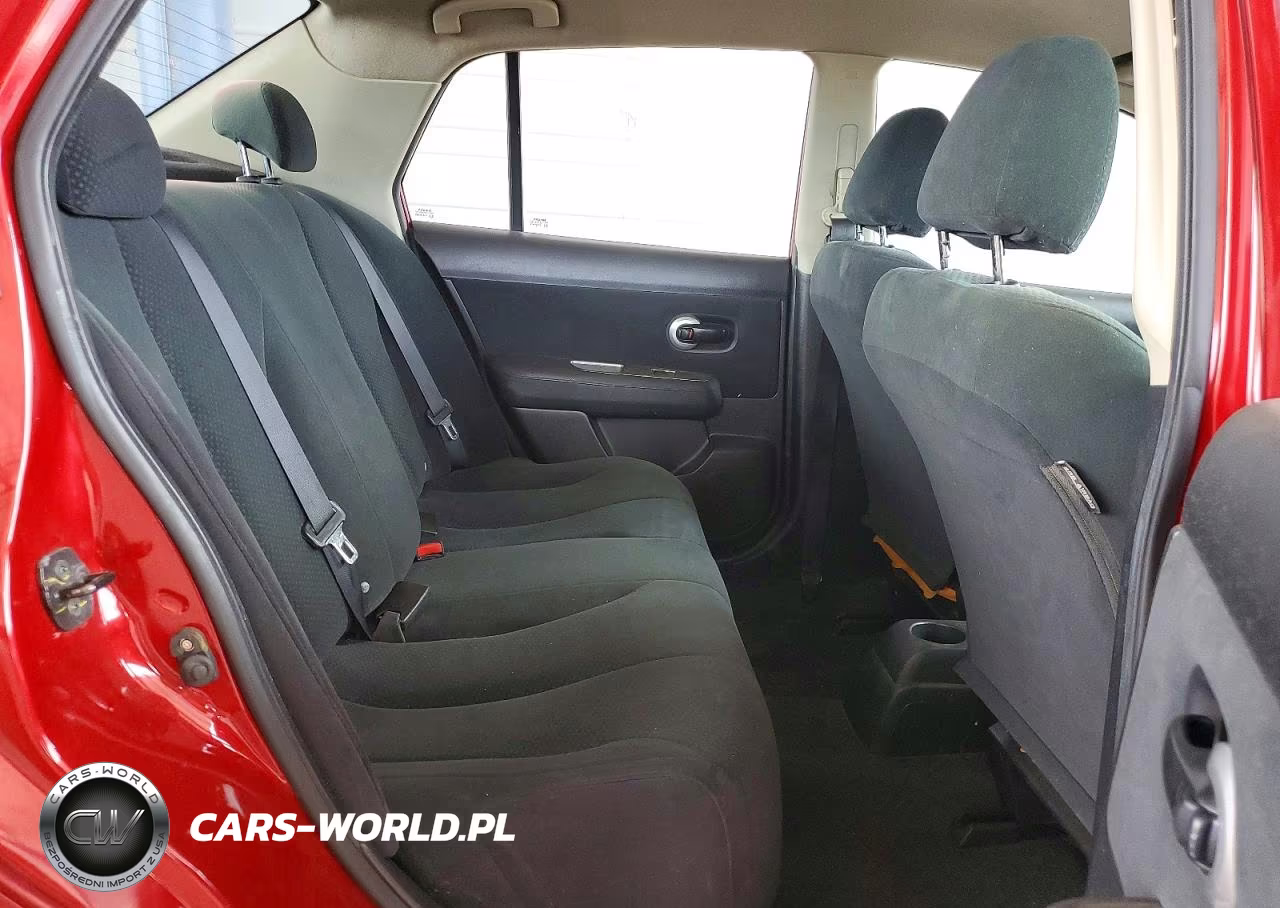 2010 Nissan Versa 1.8 S VIN:3N1BC1APXAL463367 - 10