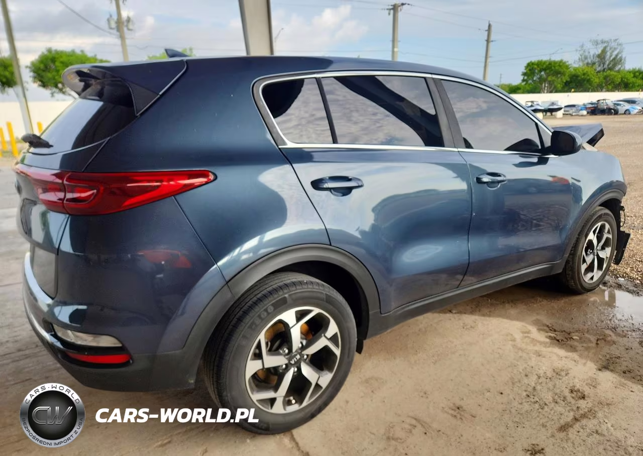 2020 Kia Sportage Lx VIN:KNDPM3AC5L7758456 - 3