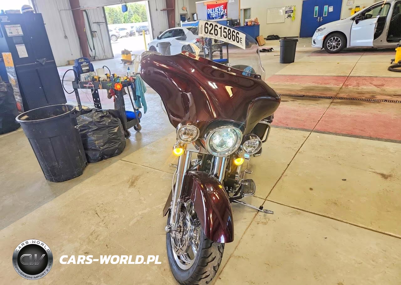 2006 Harley-Davidson Flhxi VIN:1HD1KBW1X6Y665555 - 2