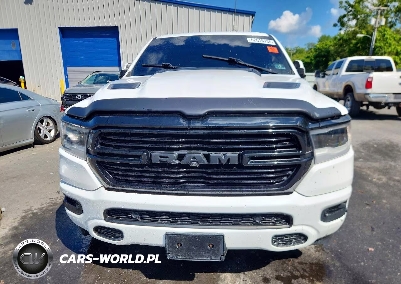 2020 Ram 1500 Laramie VIN:1C6SRFRT3LN103216 - 5