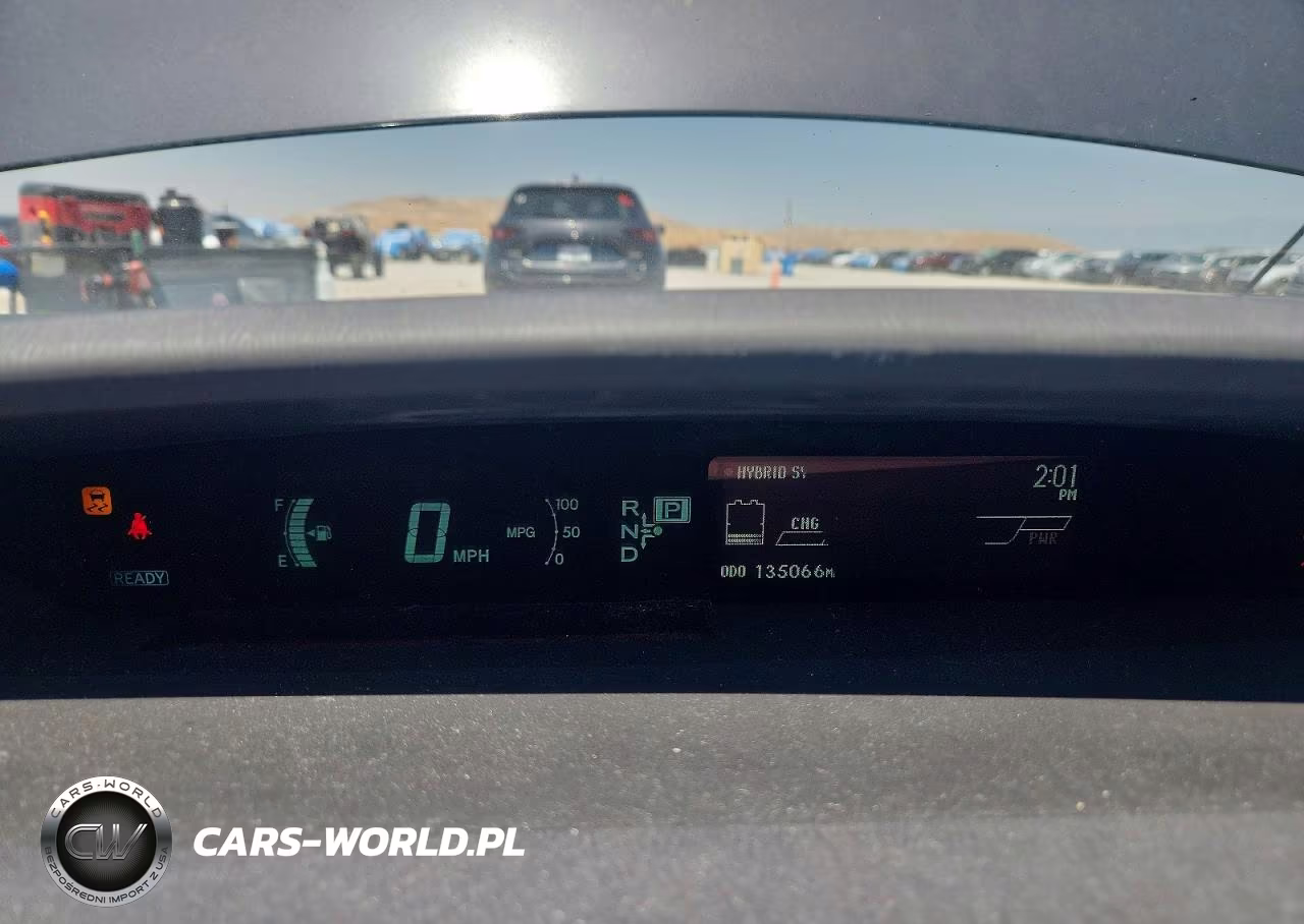 2013 Toyota Prius Two VIN:JTDKN3DU2D1681173 - 9