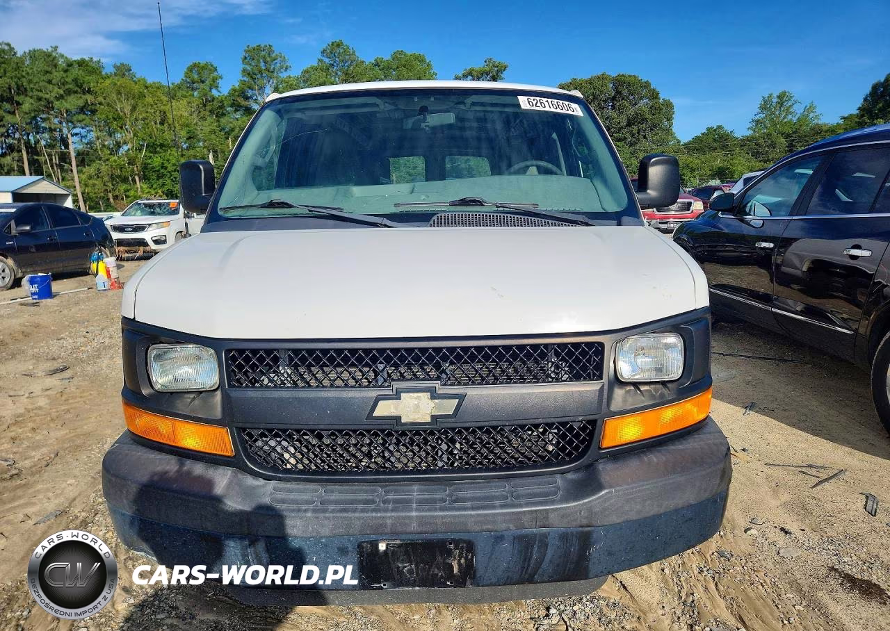 2016 Chevrolet Express 2500 Cargo Delivery Van VIN:1GCWGAFF1G1232909 - 5