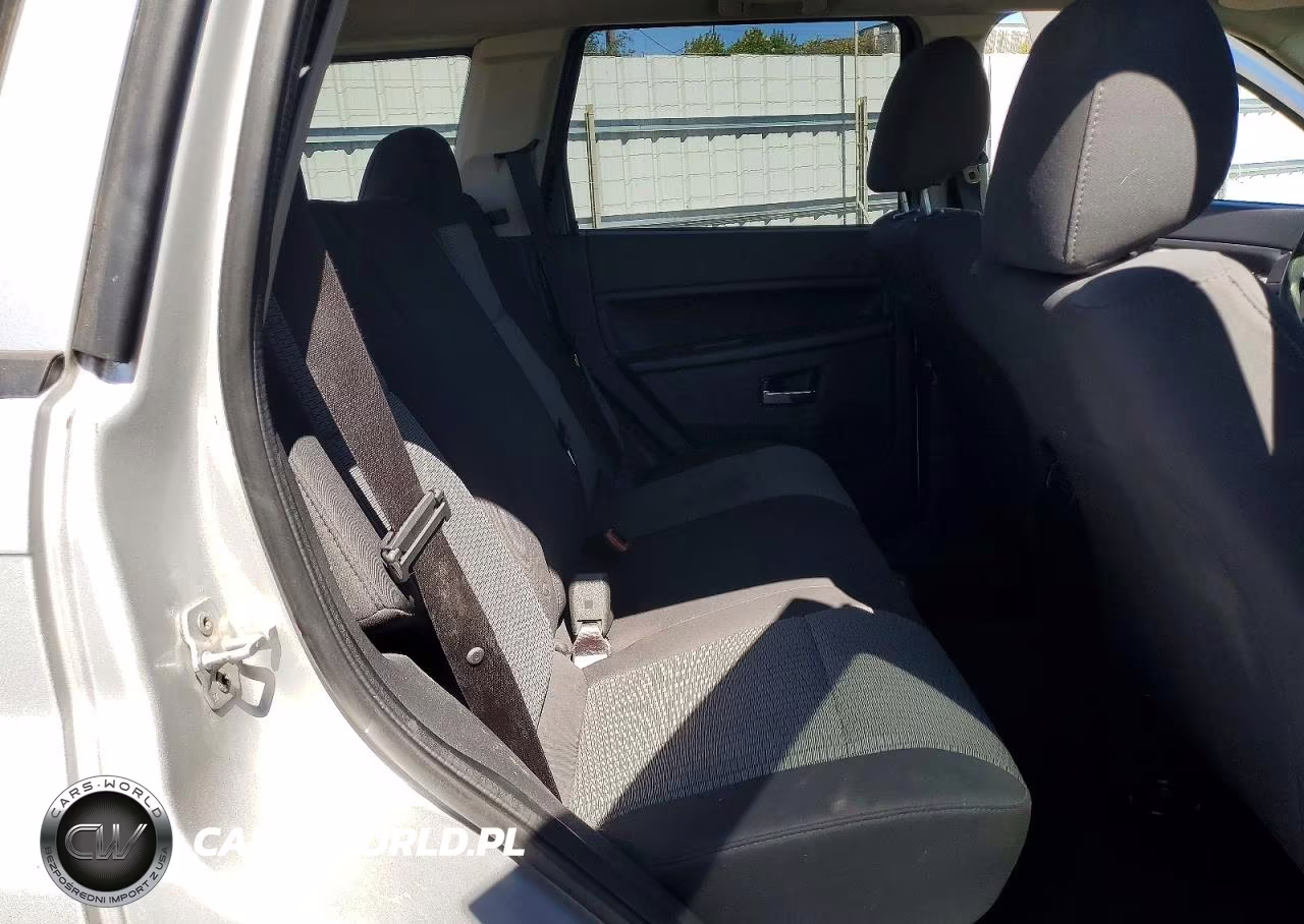 2010 Jeep Grand Cherokee Laredo VIN:1J4PS4GK5AC155354 - 11