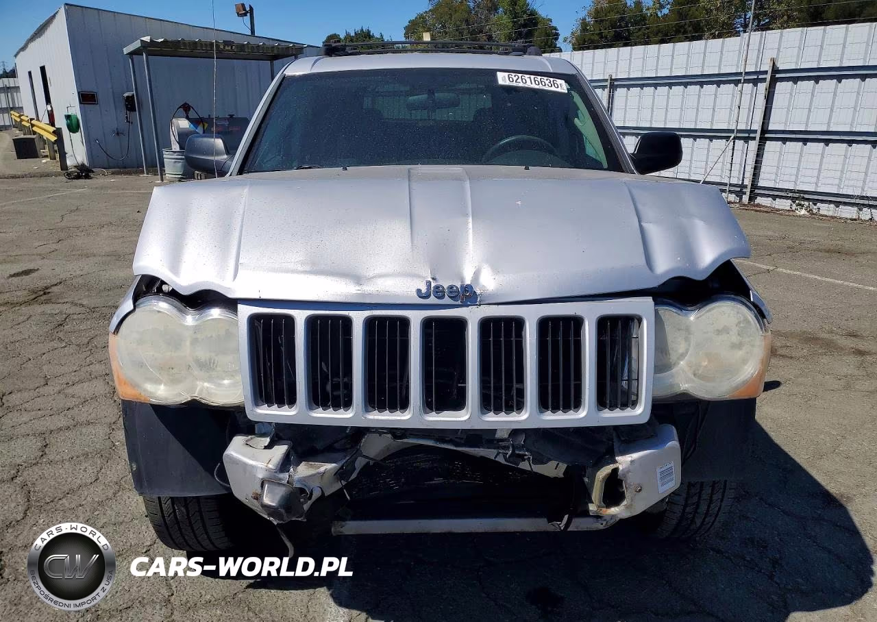 2010 Jeep Grand Cherokee Laredo VIN:1J4PS4GK5AC155354 - 5