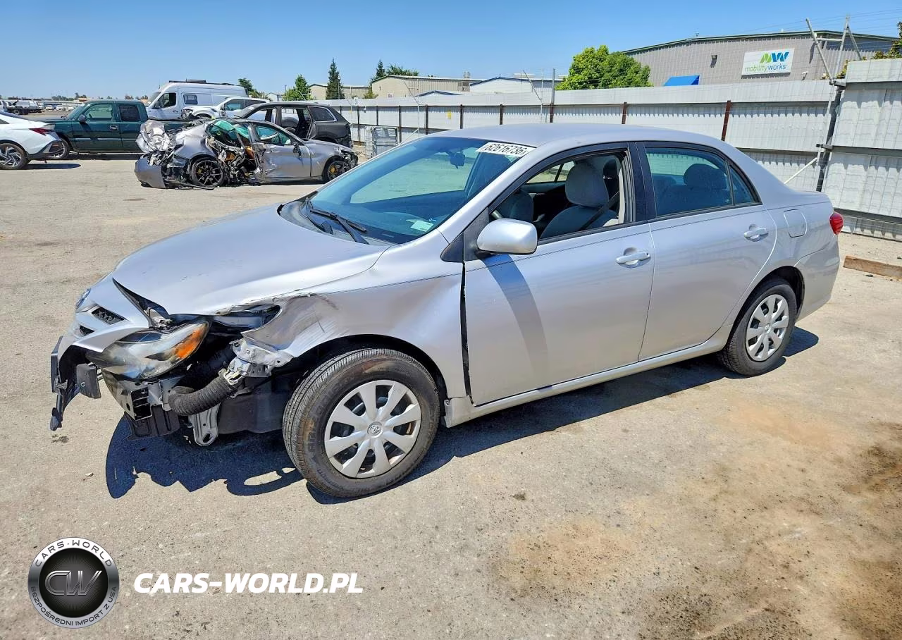 2011 Toyota Corolla Le – zdjęcie 1 z 12