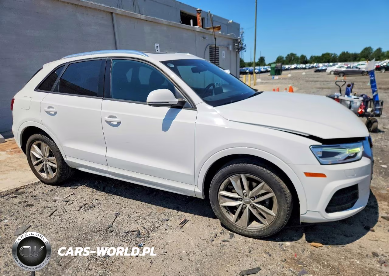 2017 Audi Q3 Premium VIN:WA1ECCFS7HR017712 - 4