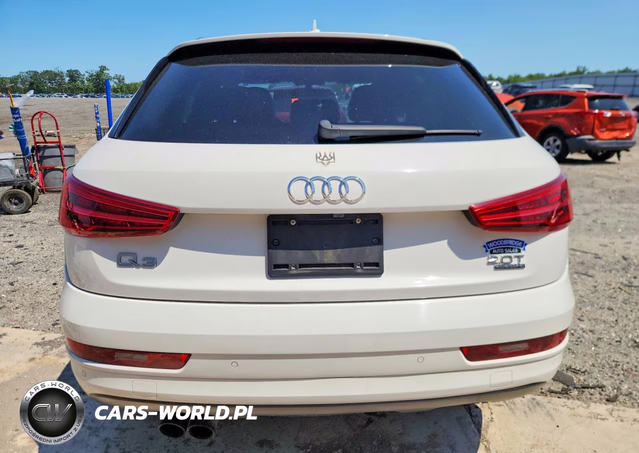2017 Audi Q3 Premium VIN:WA1ECCFS7HR017712 - 6