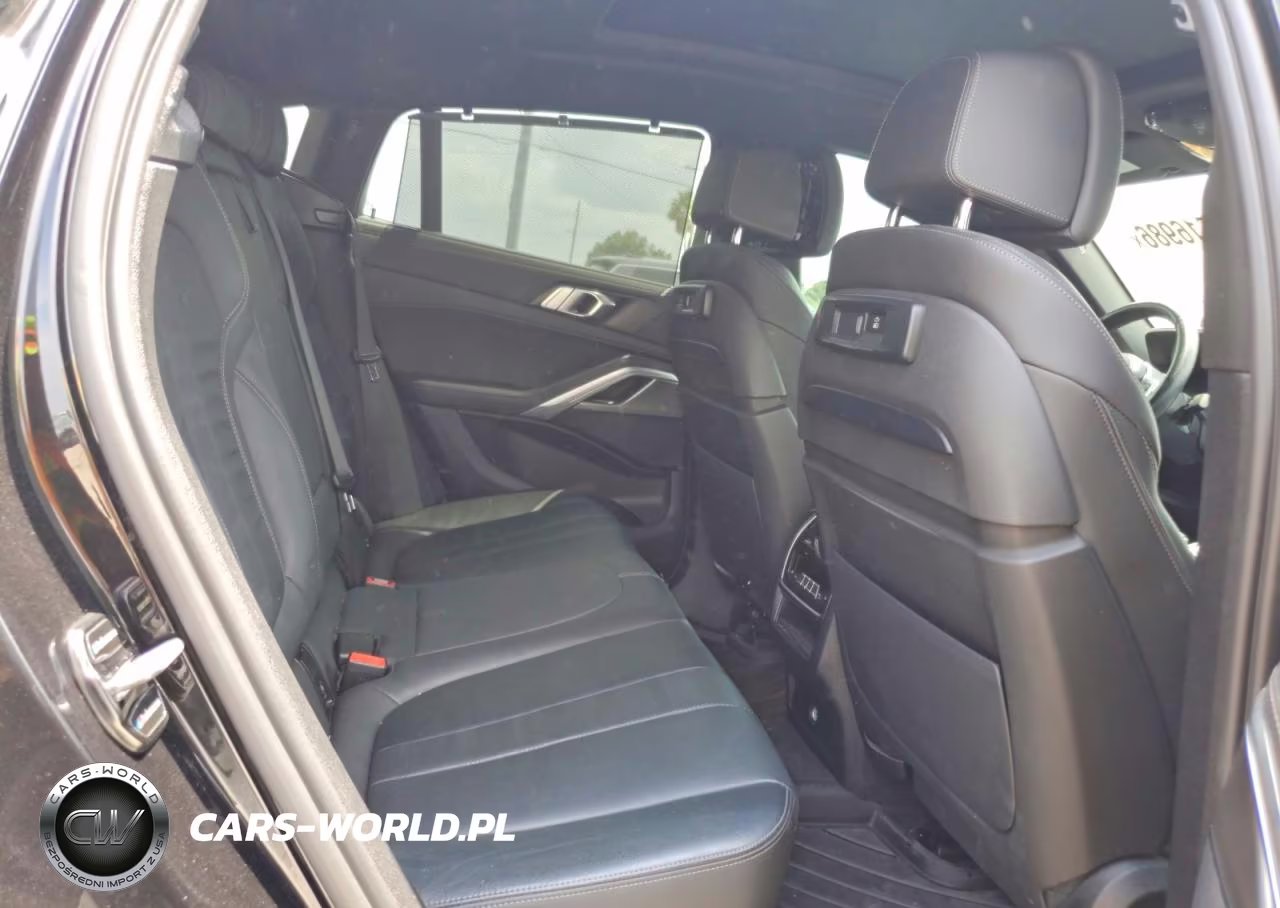 2022 BMW X6 xDrive40I VIN:5UXCY6C02N9L09765 - 11