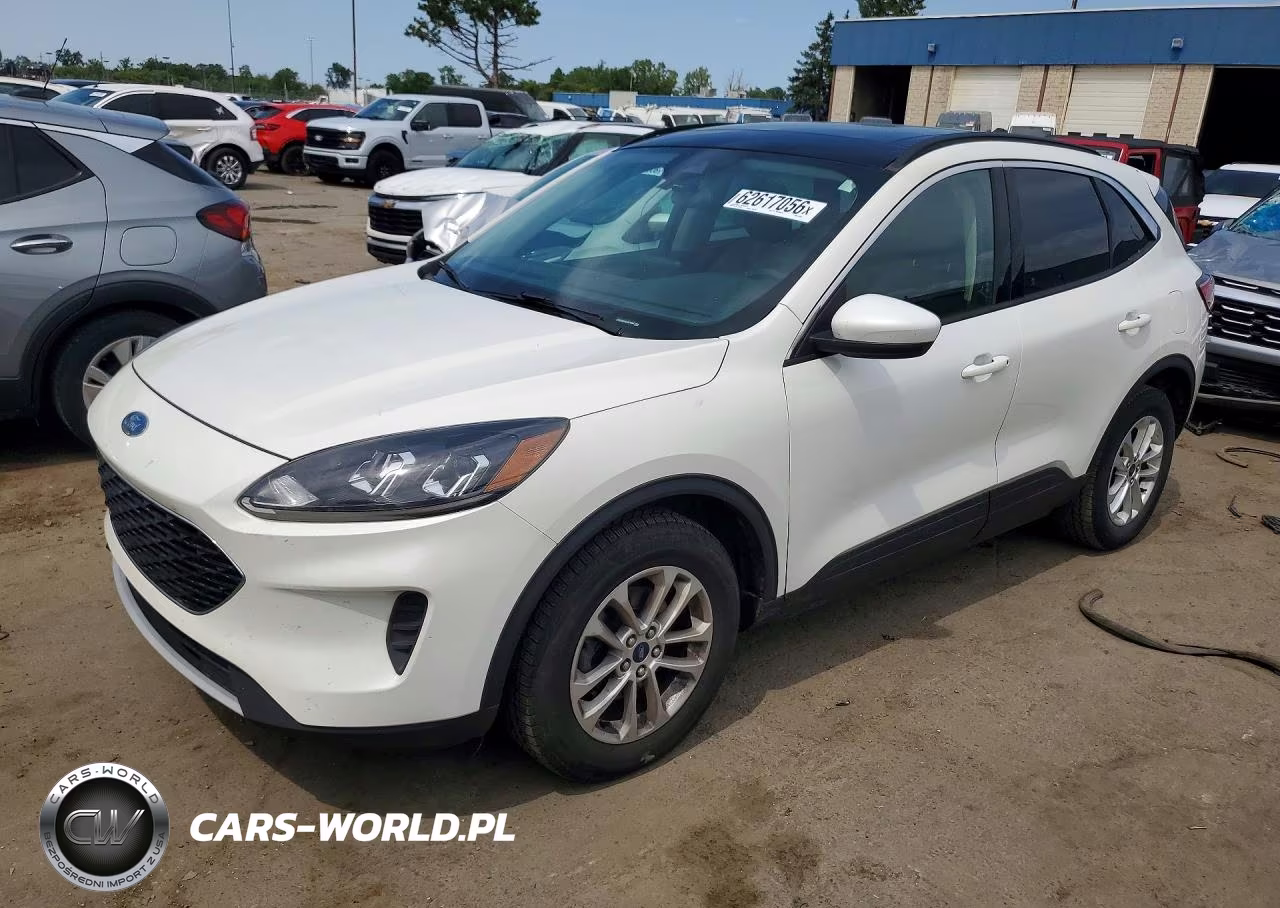 2020 Ford Escape Se