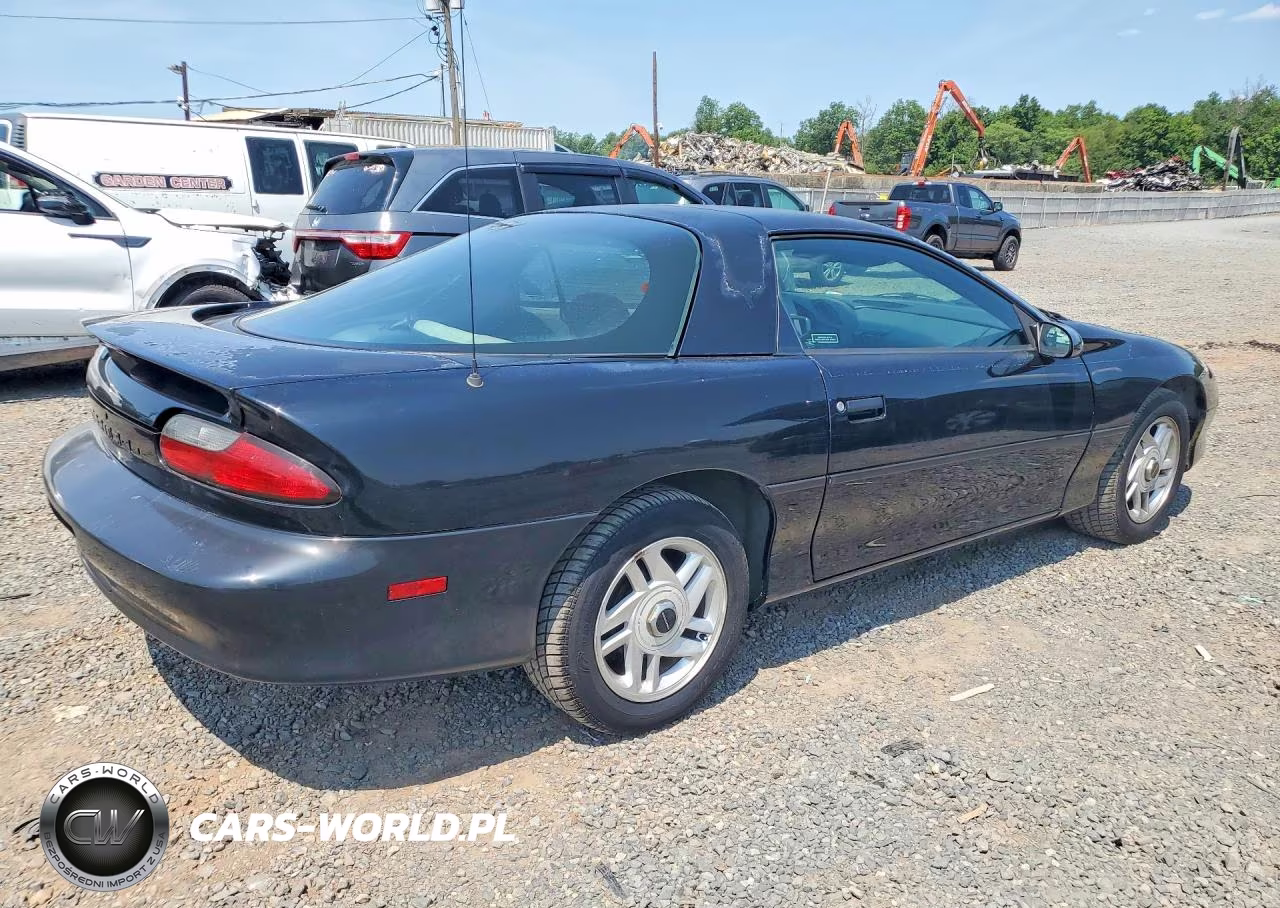 1995 Chevrolet Camaro VIN:2G1FP22S8S2115410 - 3