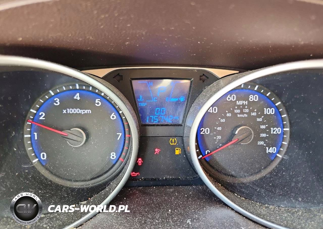 2015 Hyundai Tucson Se VIN:KM8JU3AG7FU080951 - 9