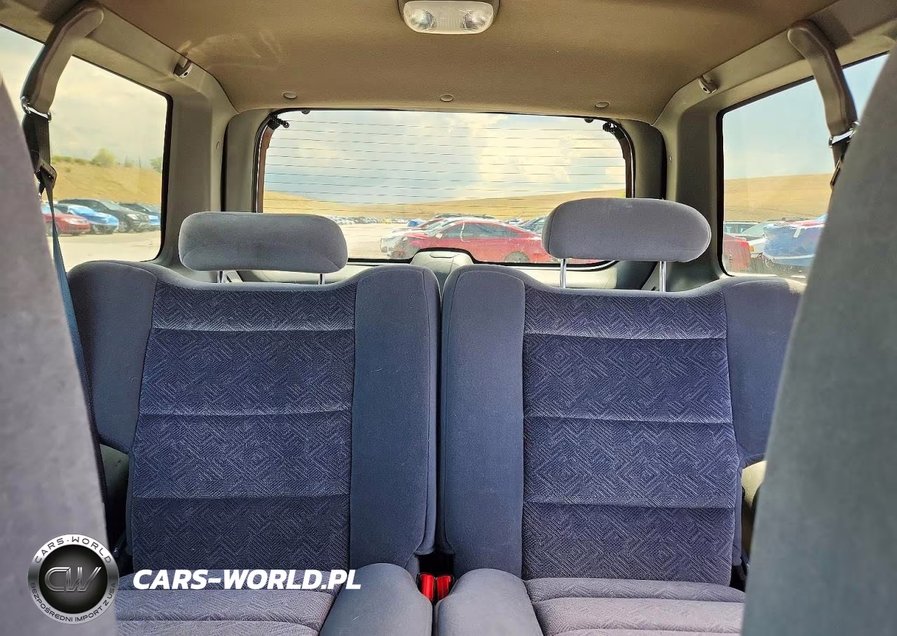 2001 Ford Explorer Sport VIN:1FMCU70E21UA02554 - 10