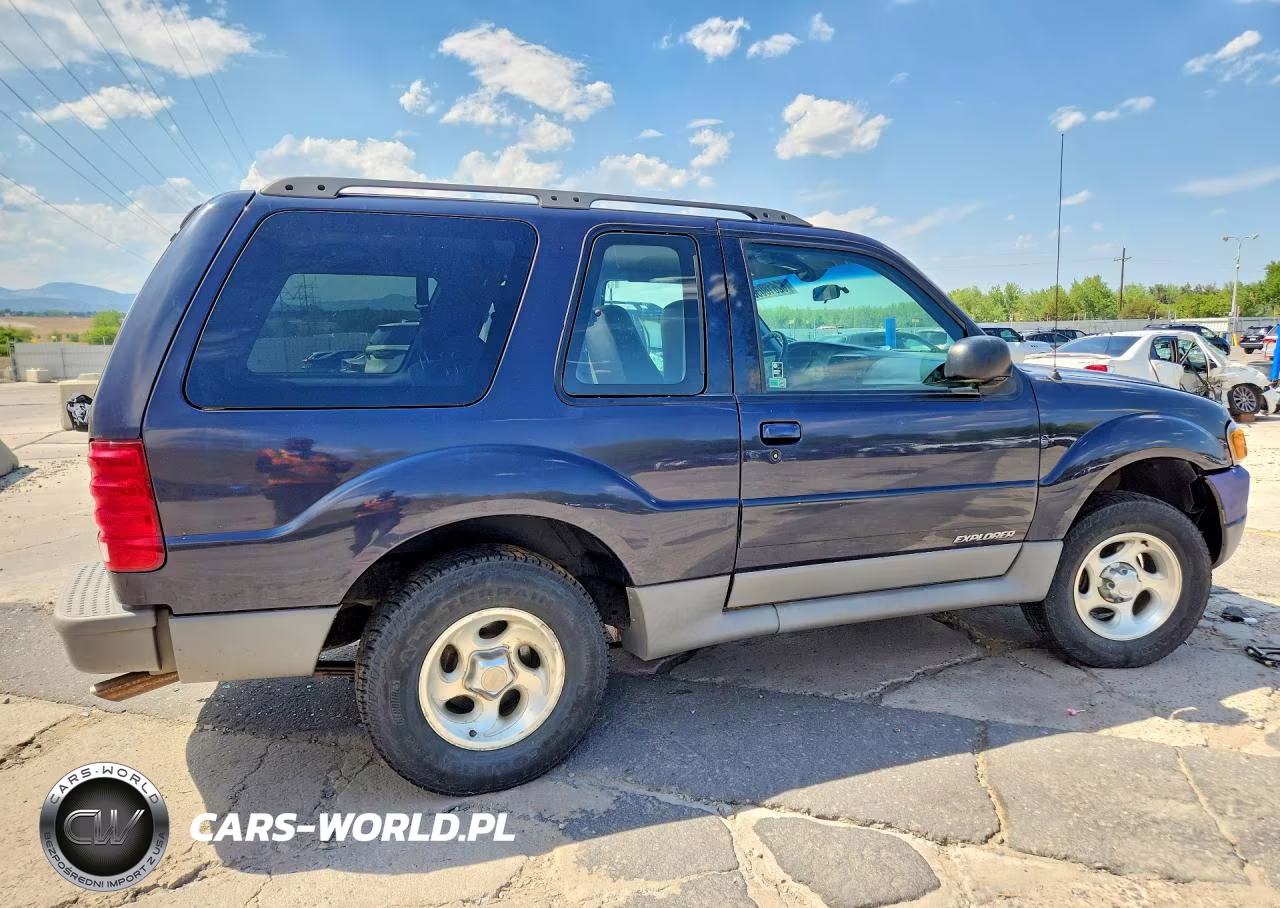 2001 Ford Explorer Sport VIN:1FMCU70E21UA02554 - 3