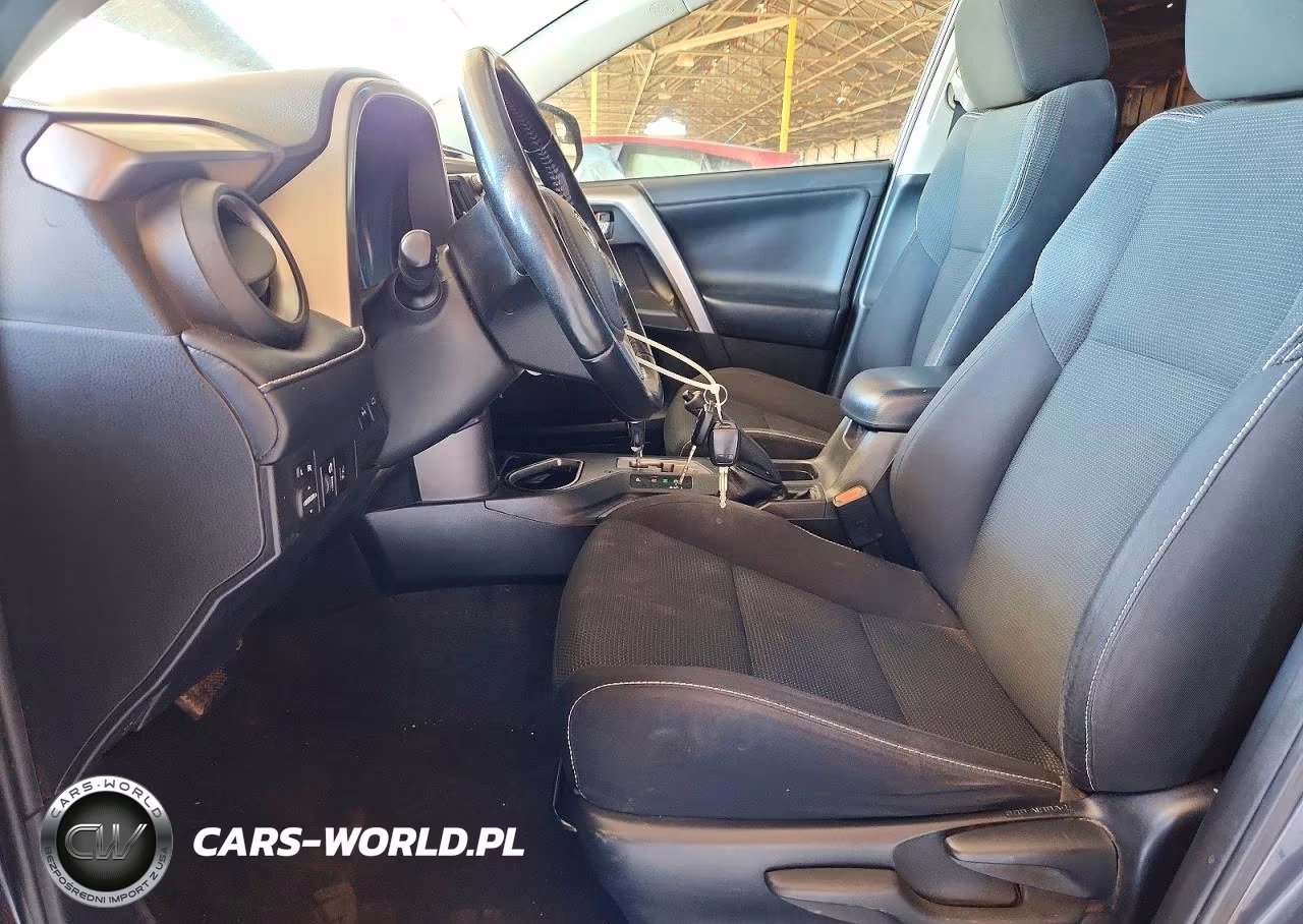 2017 Toyota Rav4 Xle VIN:JTMRFREV5HD214548 - 7