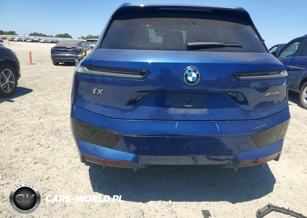 2022 BMW Ix xDrive50 VIN:WB523CF00NCJ80011 - 6
