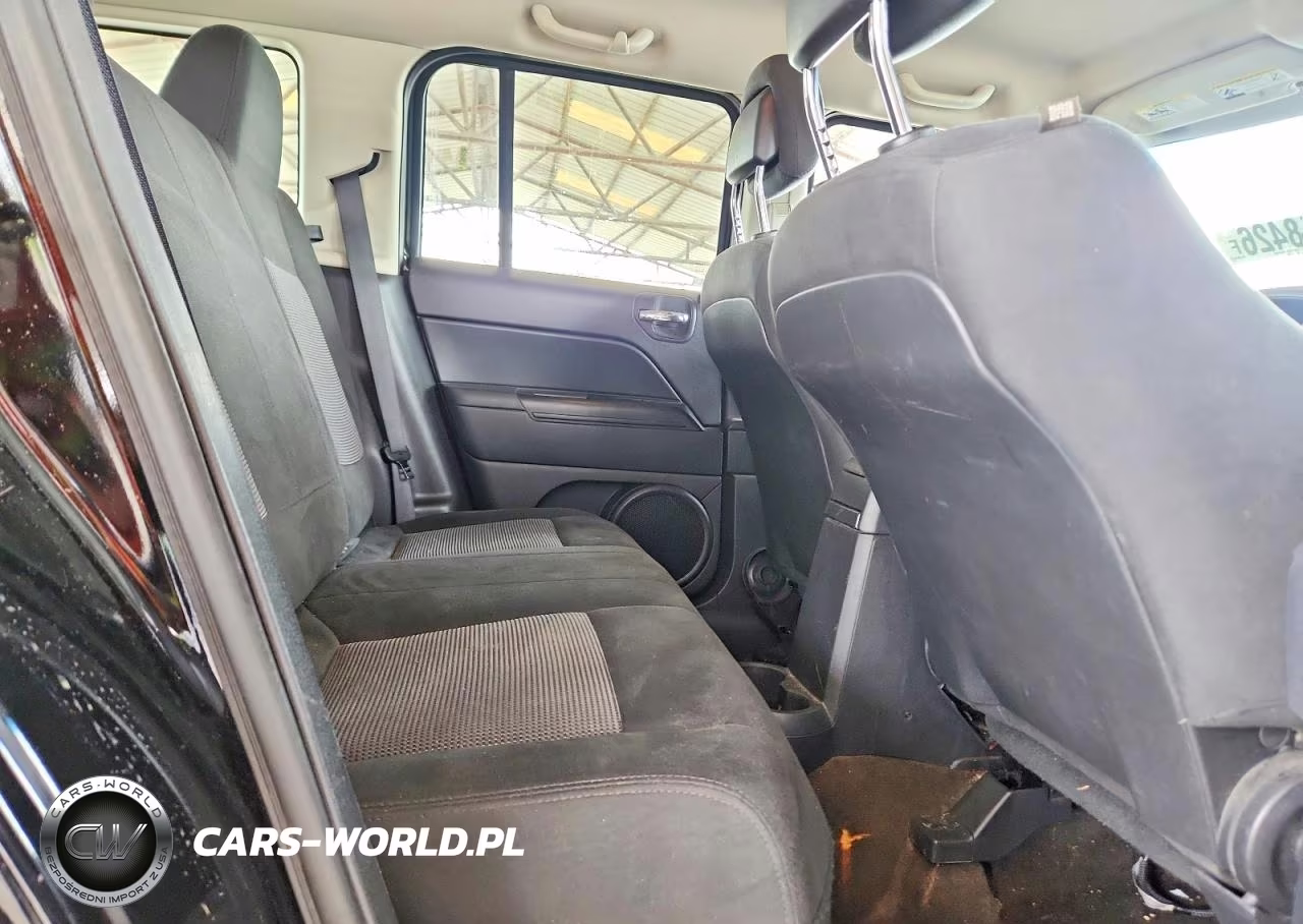 2015 Jeep Patriot Sport VIN:1C4NJPBA2FD235390 - 10