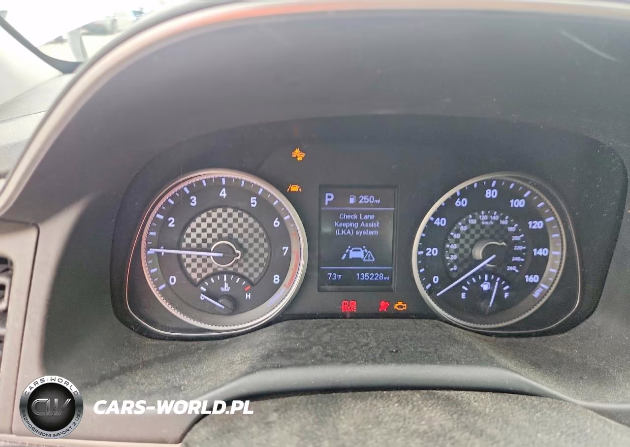 2020 Hyundai Elantra Sel VIN:5NPD84LF9LH546787 - 9