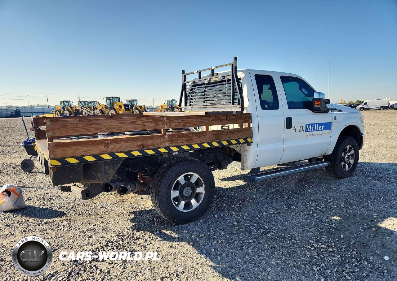 2011 Ford F250 Super Duty VIN:1FT7X2BT8BEB65782 - 3