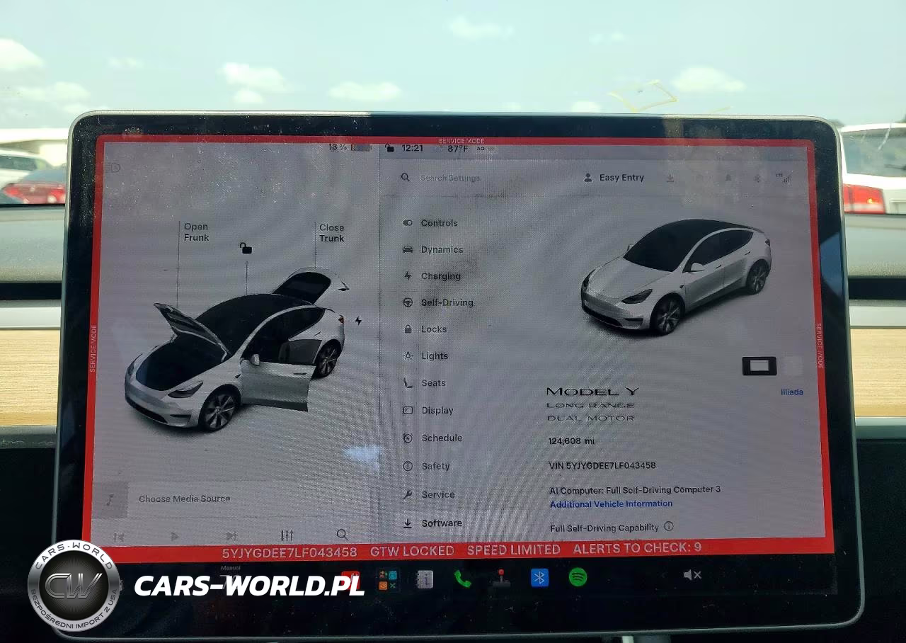 2020 Tesla Model Y VIN:5YJYGDEE7LF043458 - 9