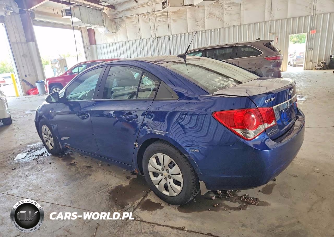2013 Chevrolet Cruze Ls VIN:1G1PA5SH8D7288982 - 2