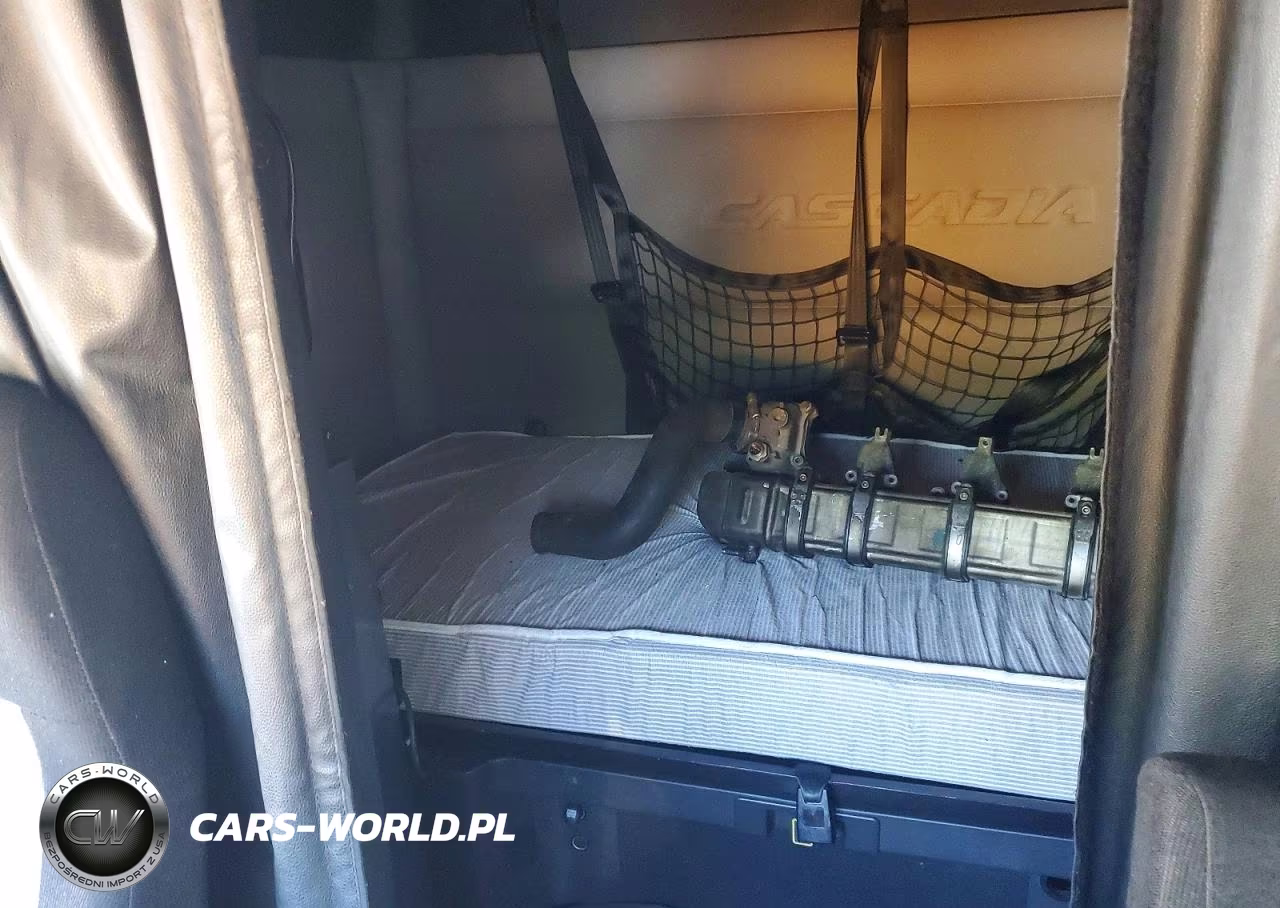 2019 Freightliner Cascadia 126 VIN:1FUJHHDR2KLKE4419 - 10