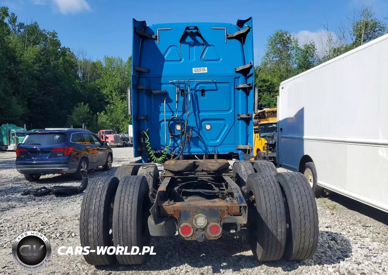 2019 Freightliner Cascadia 126 VIN:1FUJHHDR2KLKE4419 - 6