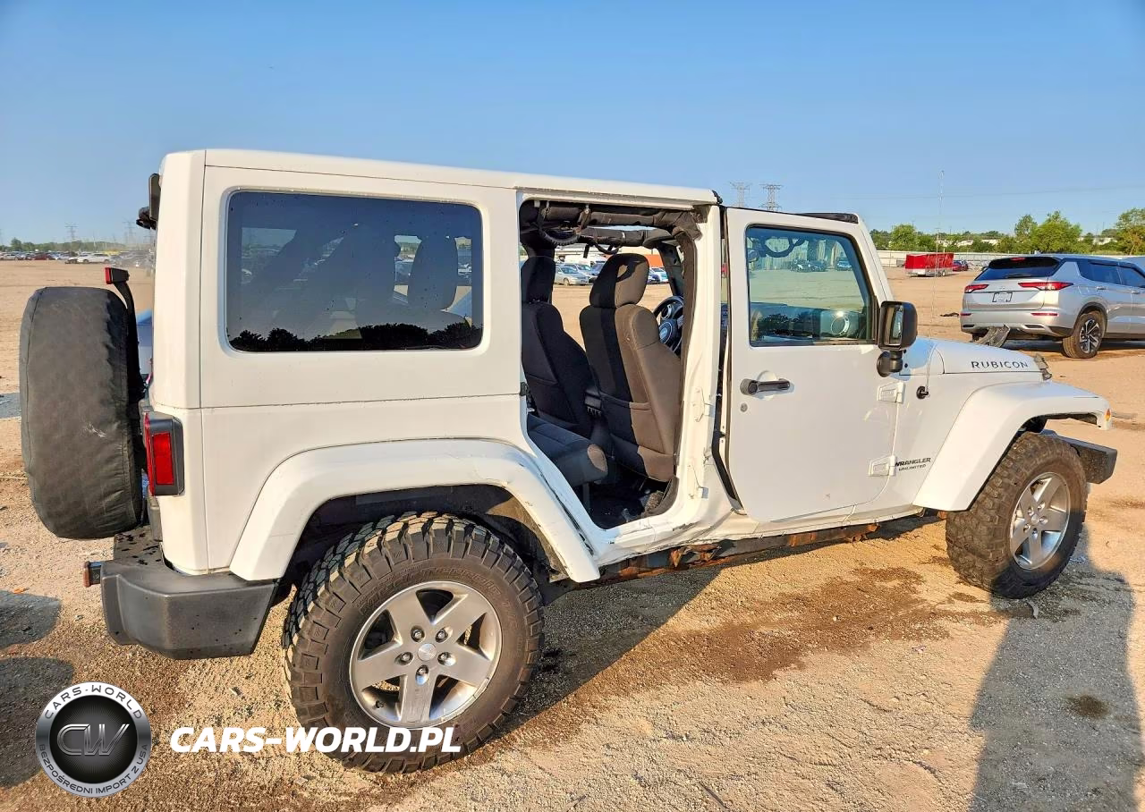 2012 Jeep Wrangler Unlimited Rubicon VIN:1C4BJWFG6CL136679 - 3