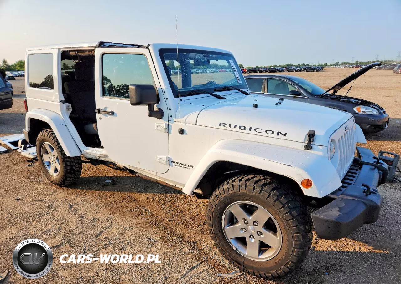 2012 Jeep Wrangler Unlimited Rubicon VIN:1C4BJWFG6CL136679 - 4
