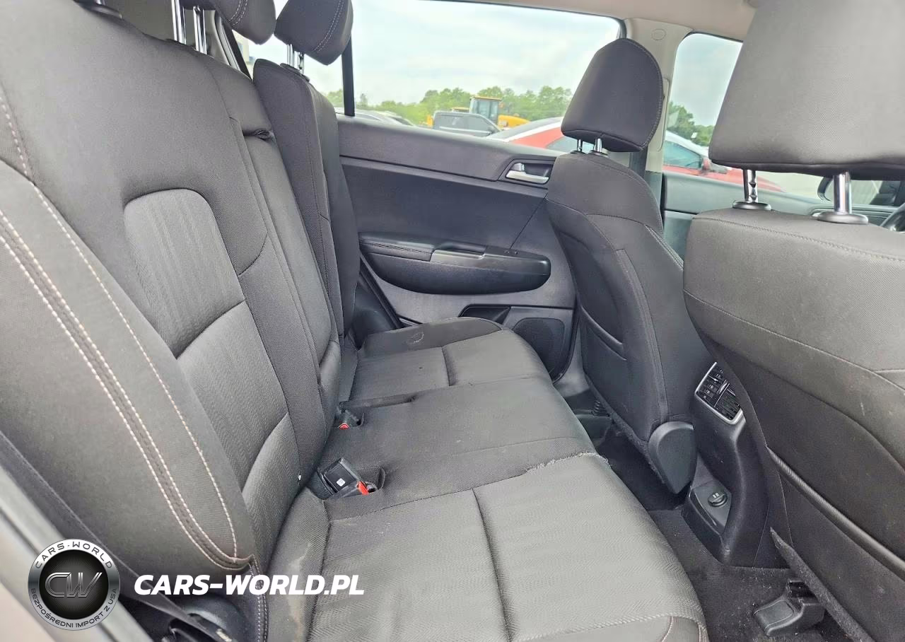 2019 Kia Sportage Lx VIN:KNDPM3ACXK7493547 - 11