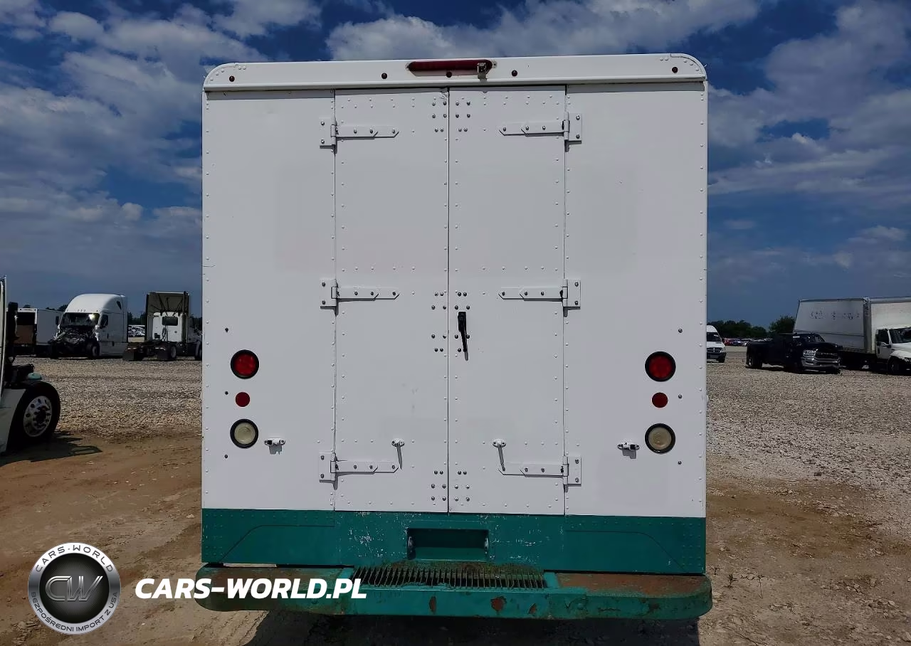 2012 Workhorse W62 Delivery Truck VIN:5B4LFG2E1C3448723 - 6