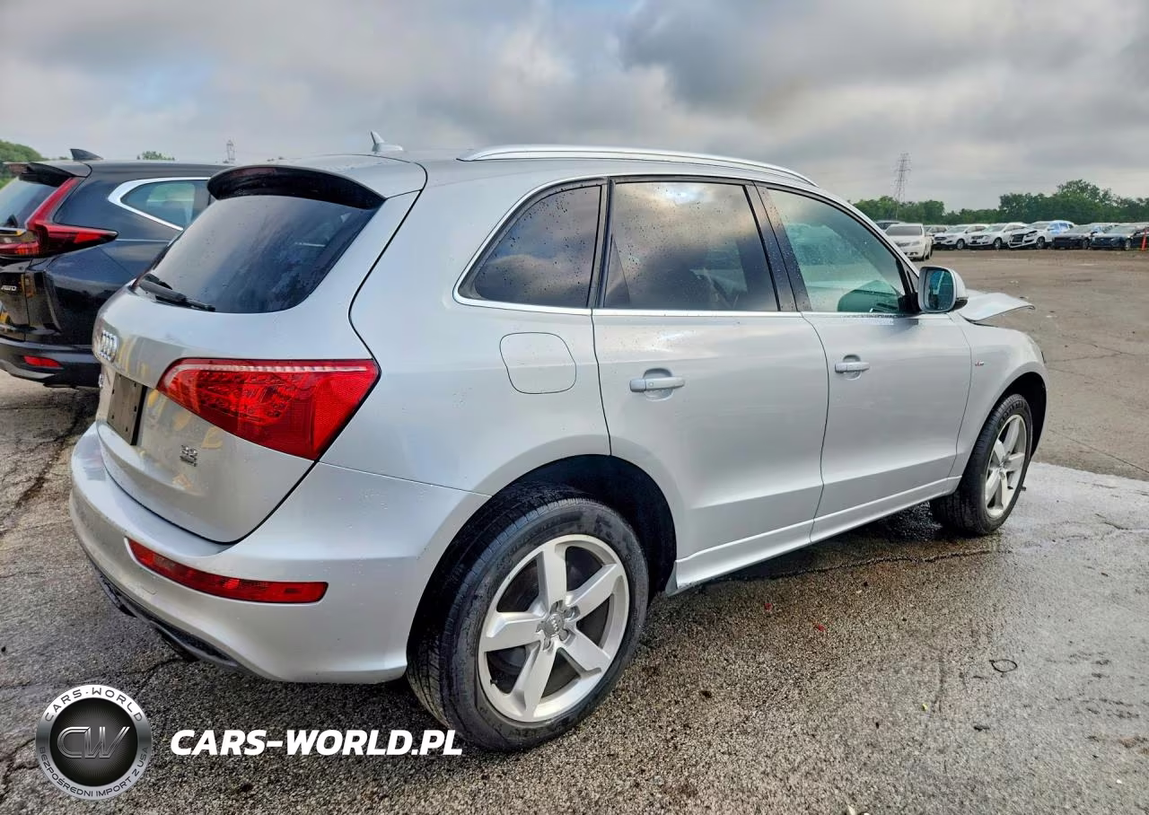 2012 Audi Q5 Prestige VIN:WA1WKAFP2CA110779 - 3