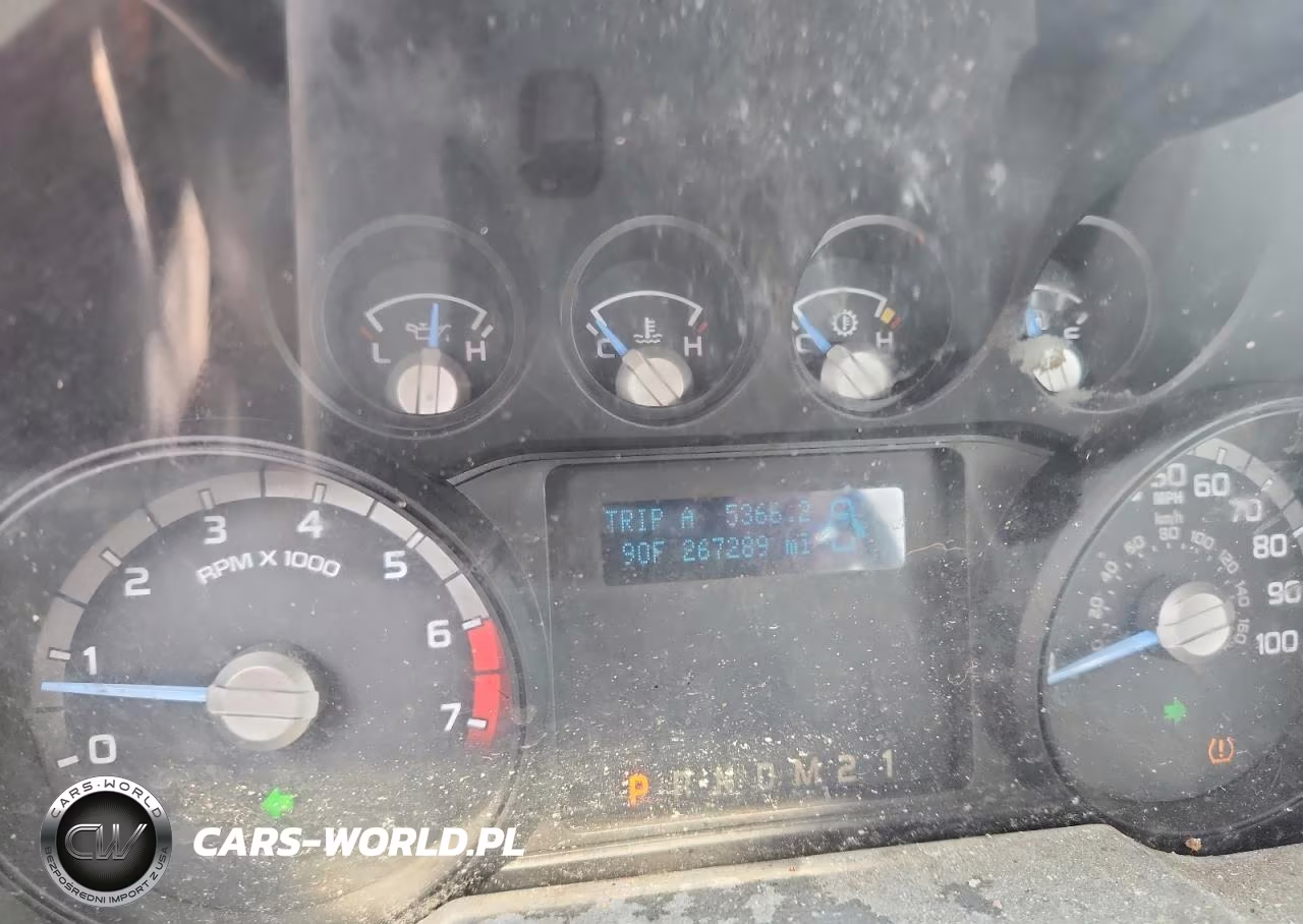 2012 Ford F250 Super Duty VIN:1FDBF2B60CEC69073 - 9