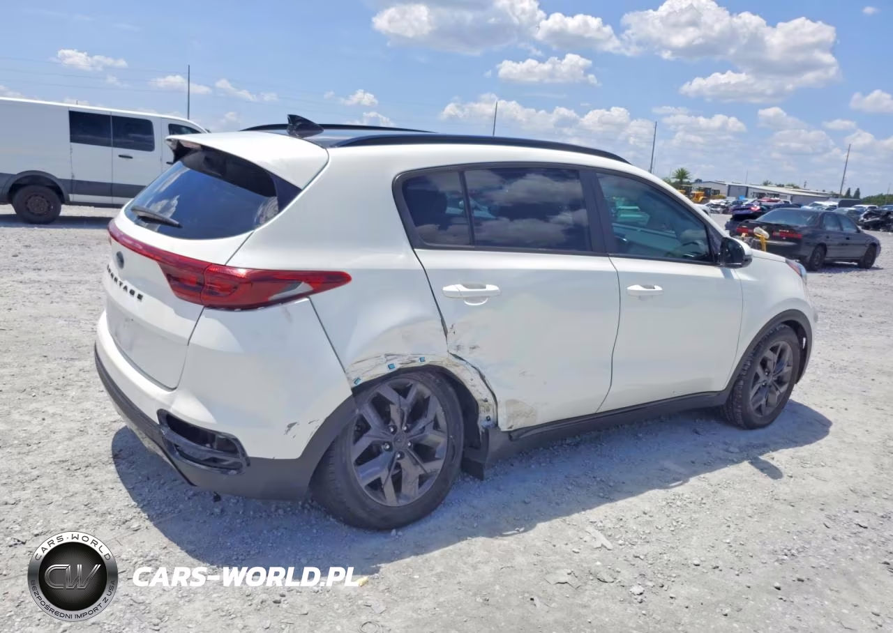 2022 Kia Sportage S VIN:KNDP63AC0N7997877 - 3