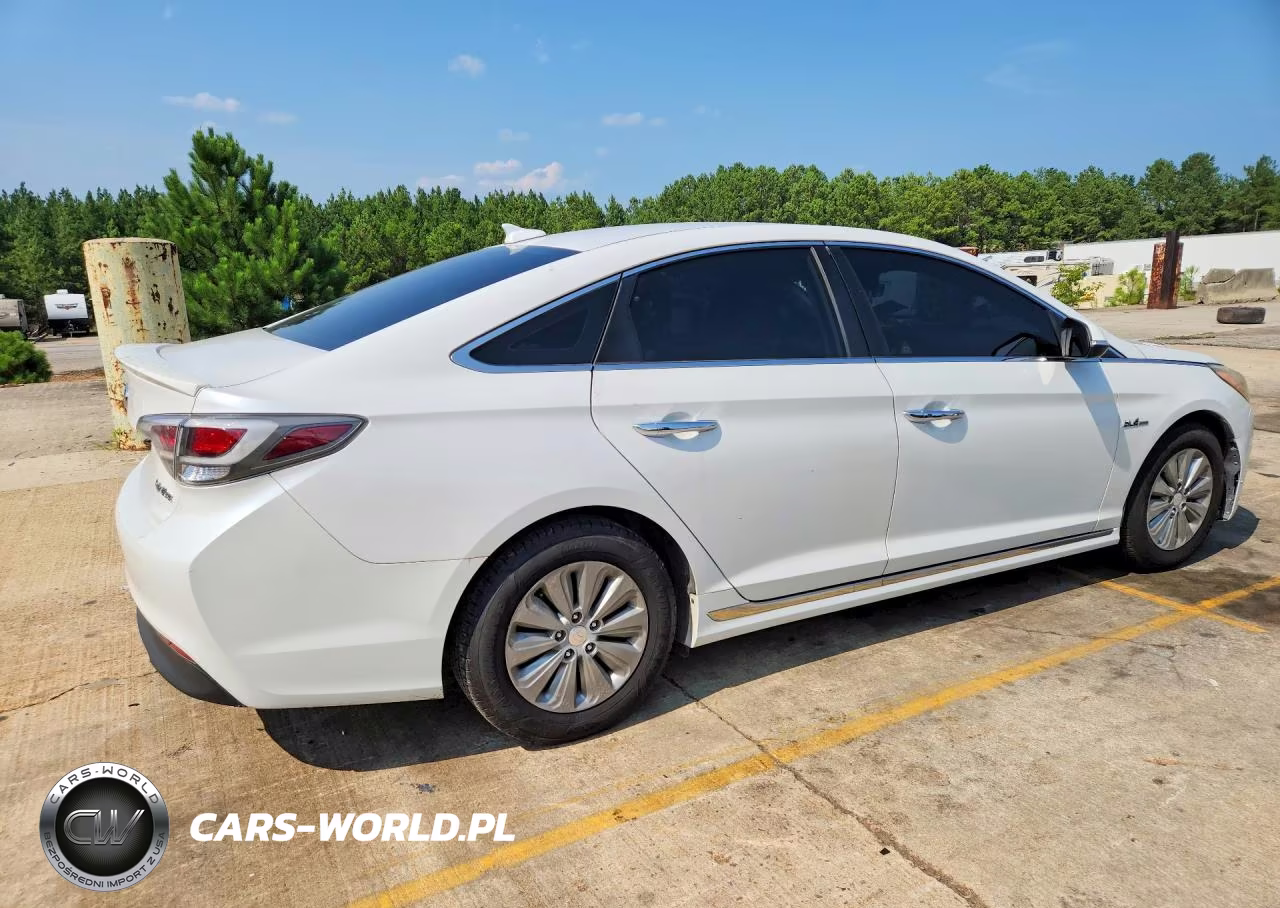 2016 Hyundai Sonata Hybrid Se VIN:KMHE24L18GA038863 - 3