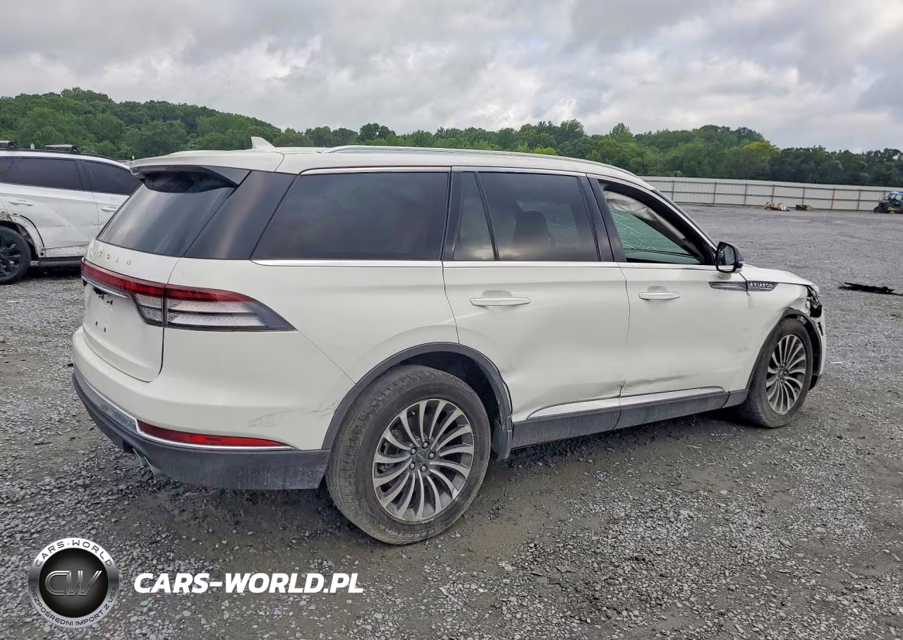 2021 Lincoln Aviator Reserve VIN:5LM5J7WC0MGL04030 - 3