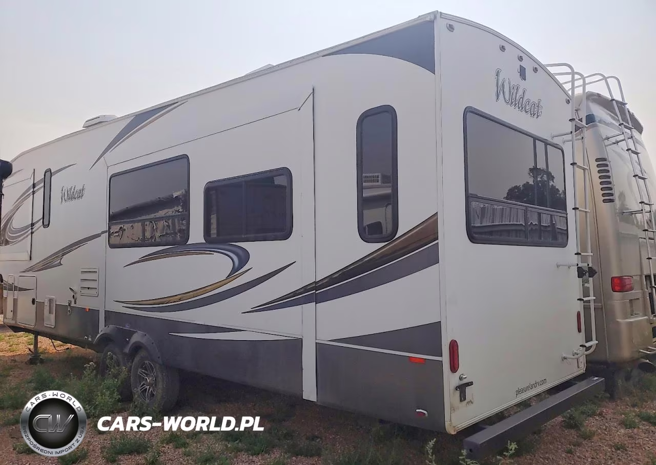 2015 Forest River-California Recreational Vehicle (Rv) VIN:4X4FWCH28FV029011 - 3