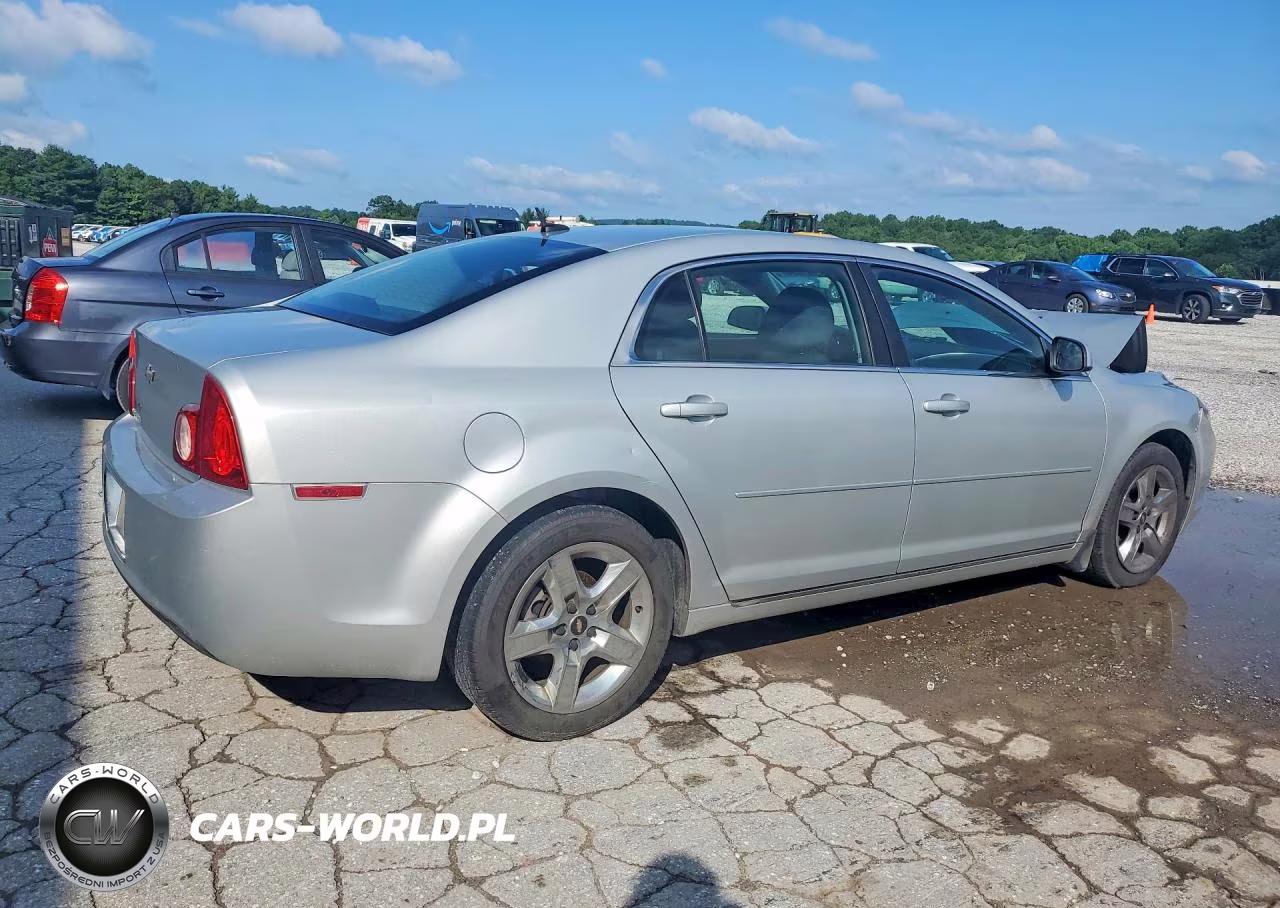 2010 Chevrolet Malibu 1Lt VIN:1G1ZC5EB9AF112437 - 3