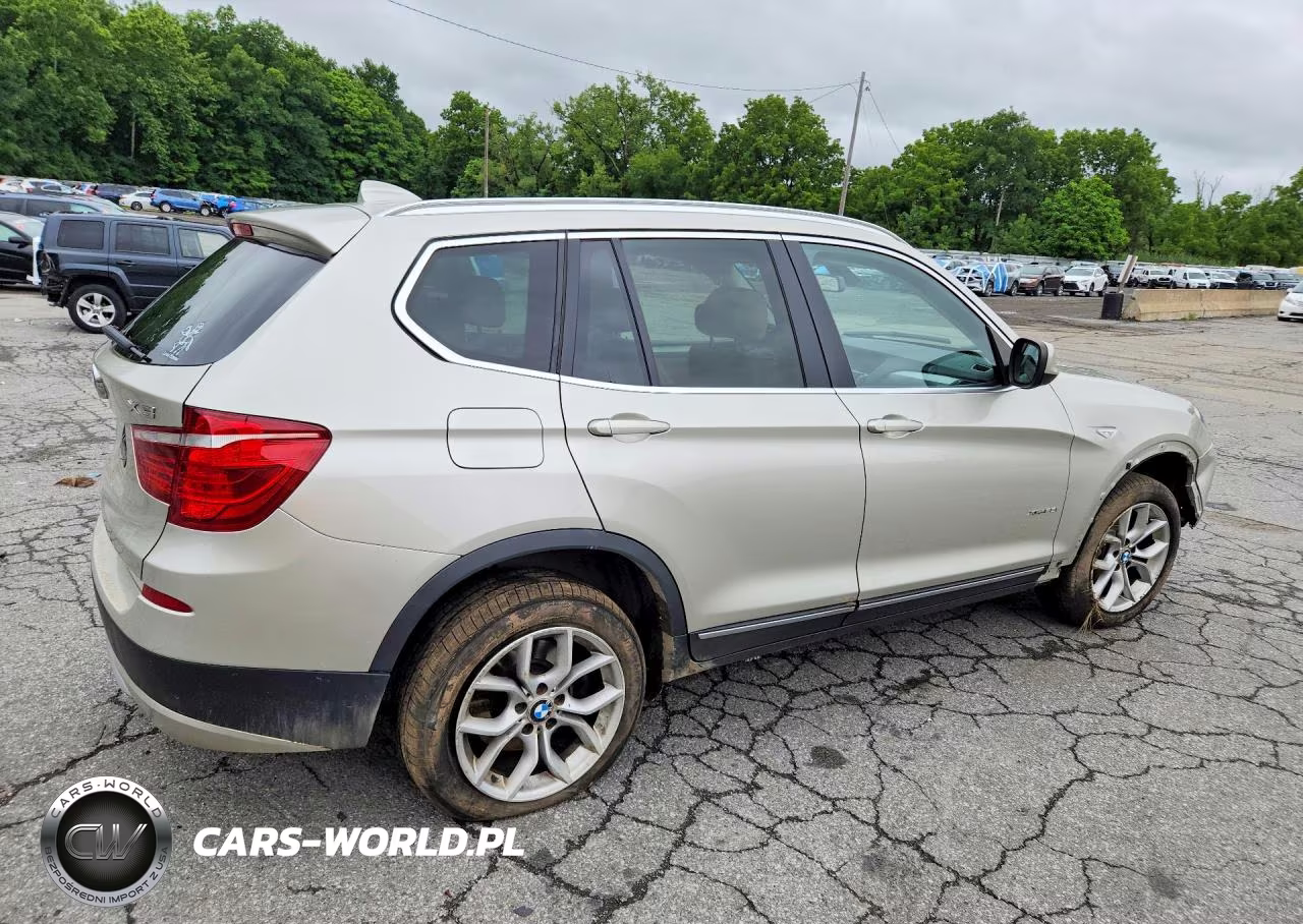 2011 BMW X3 xDrive35I VIN:5UXWX7C53BLT78965 - 3