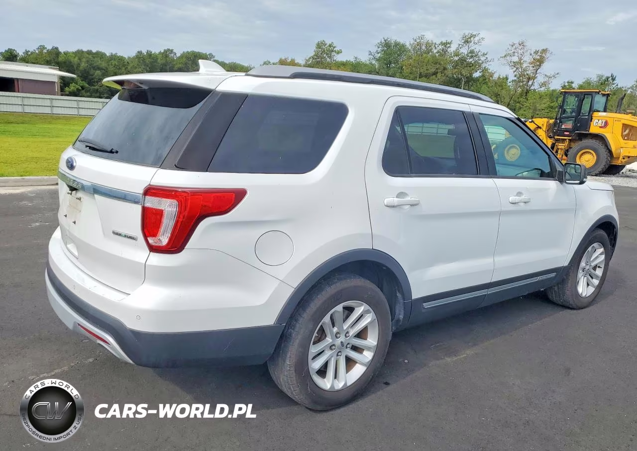 2016 Ford Explorer Xlt VIN:1FM5K7D85GGB30829 - 3