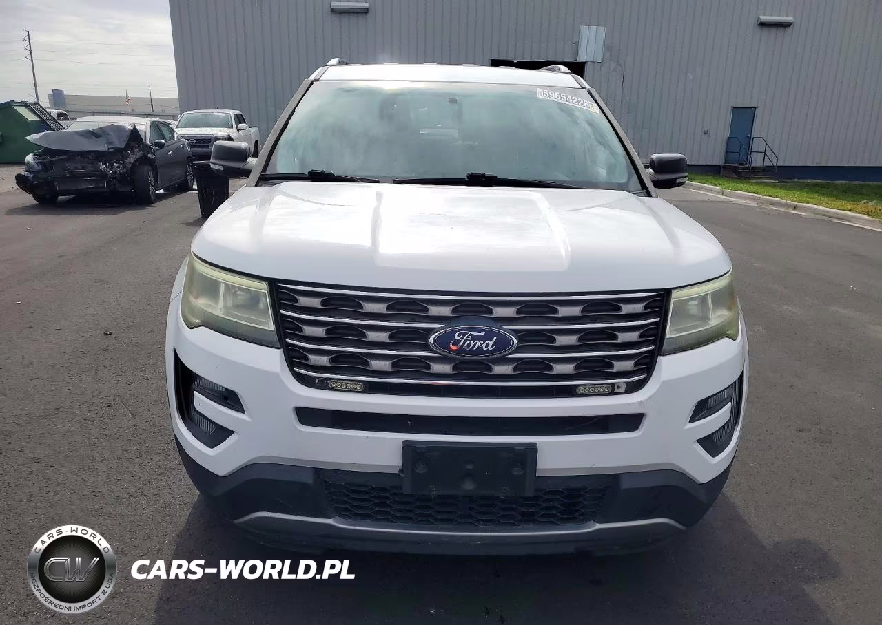 2016 Ford Explorer Xlt VIN:1FM5K7D85GGB30829 - 5