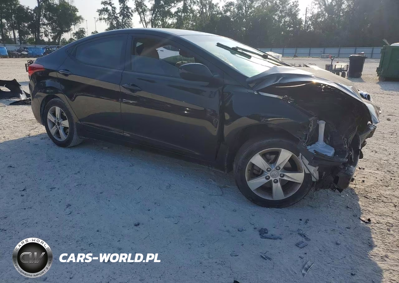 2012 Hyundai Elantra Gls VIN:5NPDH4AE5CH077210 - 4