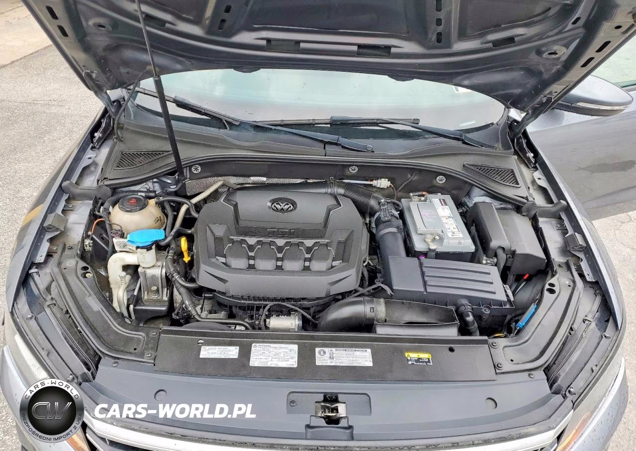 2018 Volkswagen Passat S VIN:1VWAA7A38JC025924 - 11