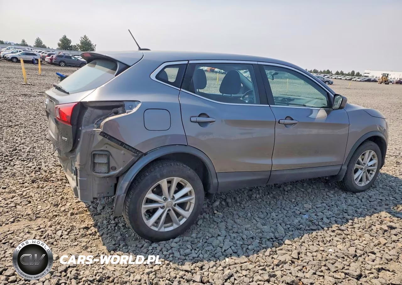 2017 Nissan Rogue Sport S VIN:JN1BJ1CR7HW143805 - 3