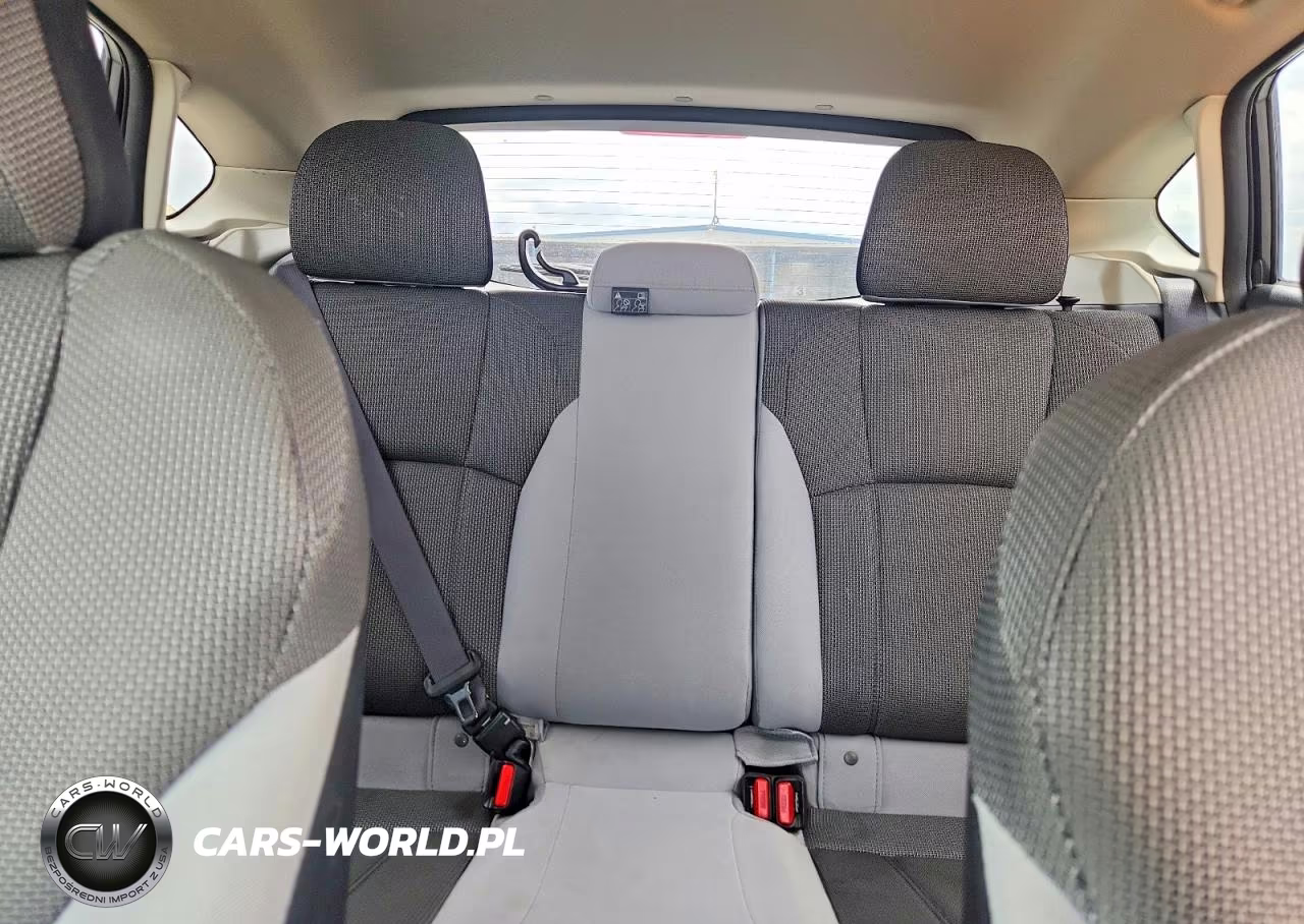 2019 Subaru Crosstrek VIN:JF2GTABC7K8243359 - 10
