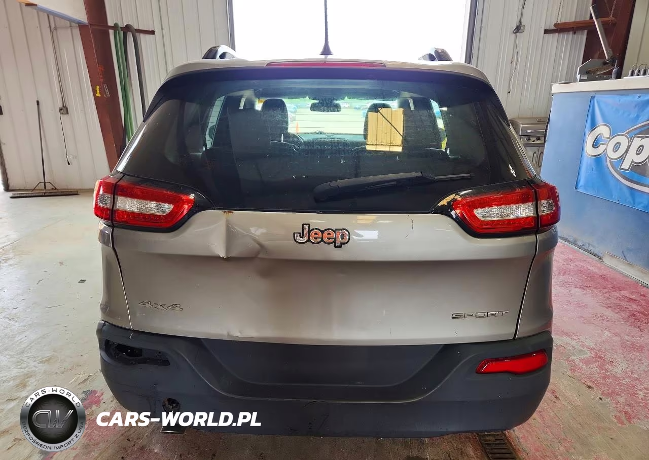 2015 Jeep Cherokee Sport VIN:1C4PJMABXFW777021 - 6