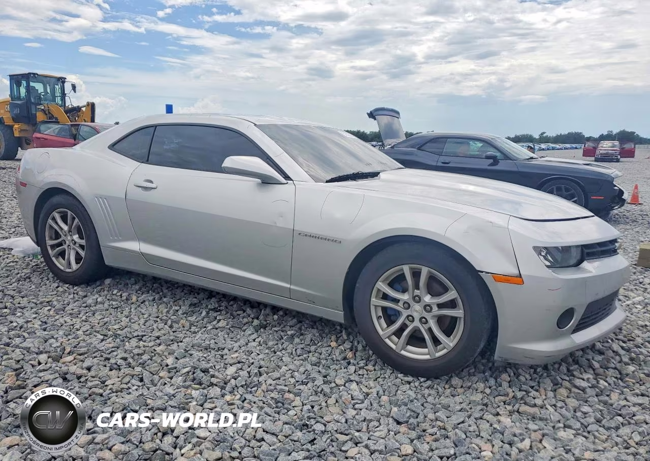 2015 Chevrolet Camaro Ls VIN:2G1FB1E36F9245390 - 4