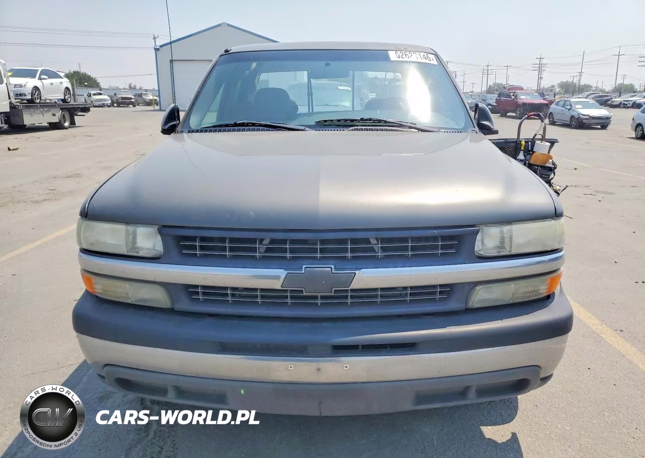 2002 Chevrolet Silverado C1500 VIN:2GCEC19V121233975 - 5
