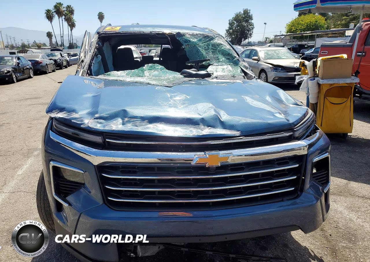 2026 Chevrolet Traverse Lt VIN:1GNERGKS3TJ116026 - 5
