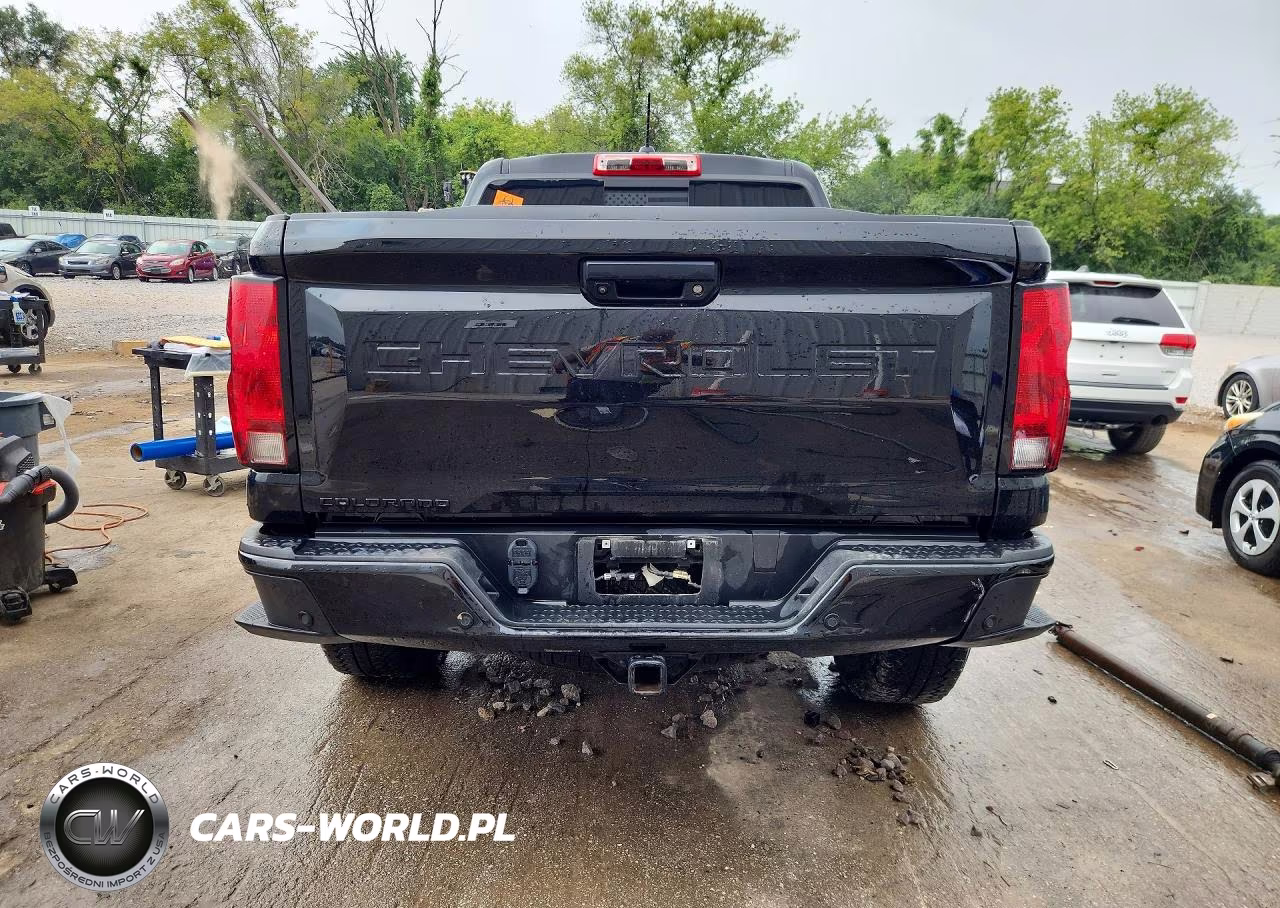 2023 Chevrolet Colorado Trail Boss VIN:1GCPTEEK5P1211972 - 6